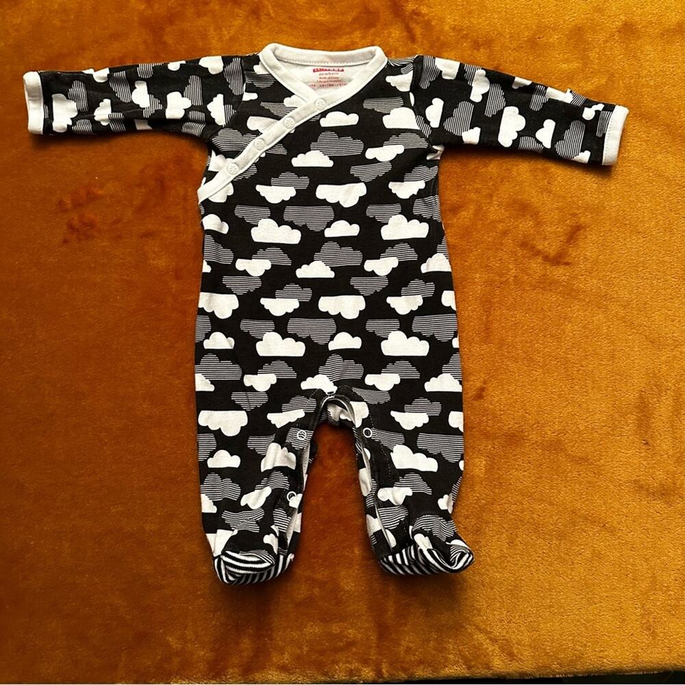 Skip Hop Size Newborn Grey & White Clouds Footie Pajamas